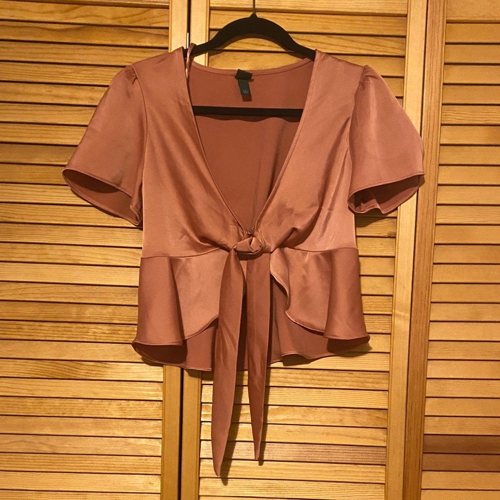 Wild Fable Size Small Tie-Front Top